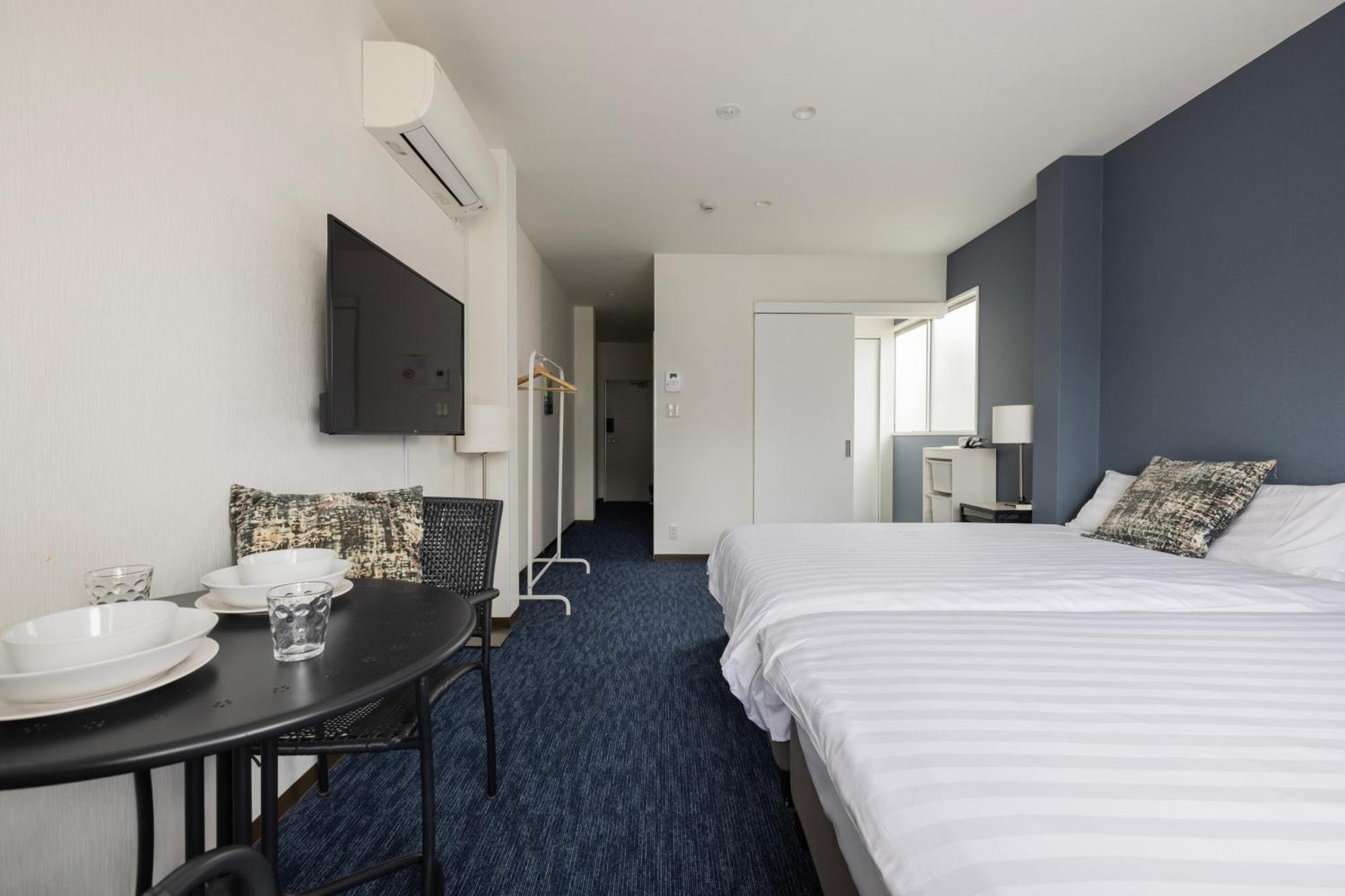Namba Garden Square Apartment Osaka Exterior photo